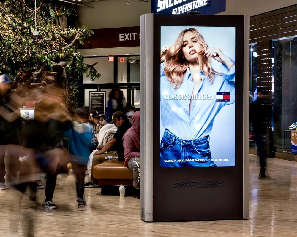 Leverage Business & Travel Footfall with Strategic Ads at Surat Airport