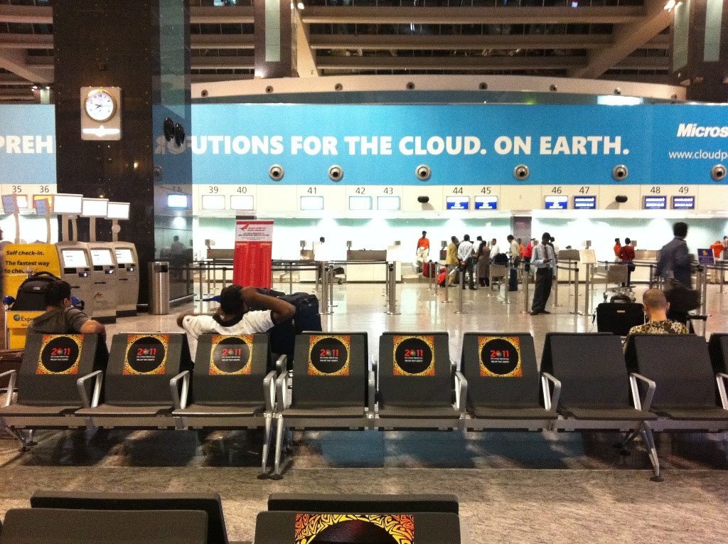 Security Tray & Check-in Counter Ads