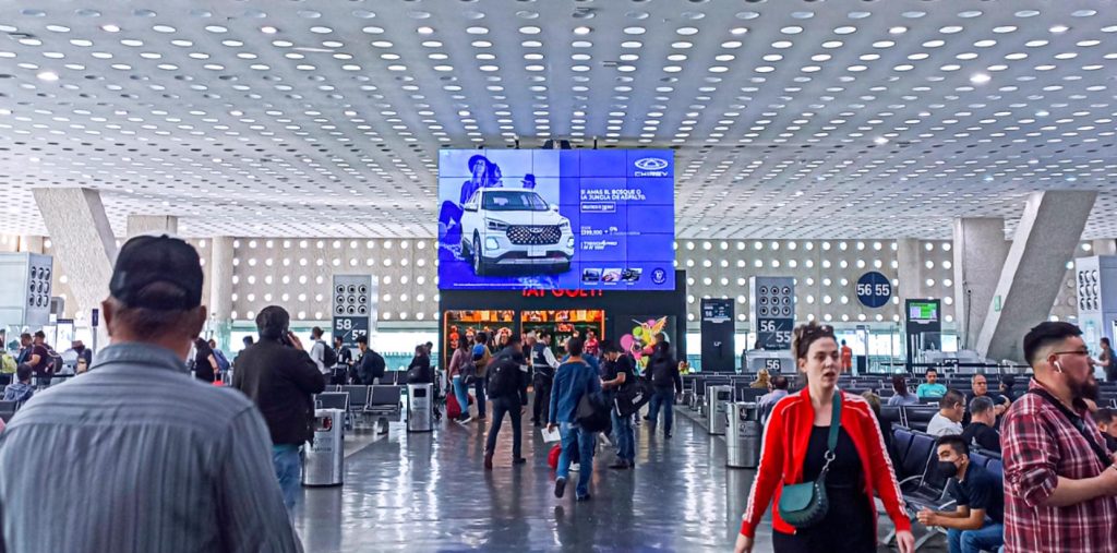 Beyond departures: how airport advertising influences travelers before, during, and after the journey??